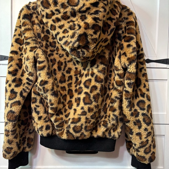 Love Tree Leopard Print Faux Fur Jacket - Tan & Black - Picture 2 of 4